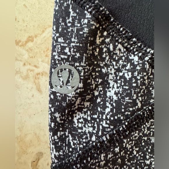 Lululemon Athletica Set Jacket Size 4, Pants Size 2 - Picture 11 of 12